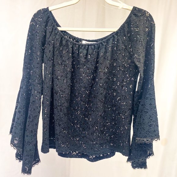 Women's Lace Boho Over Sized Bell Sleeve Shirt Eyelet Pattern Red Haute Brand S - Picture 11 of 14